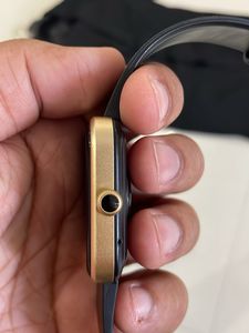 Smartwatch with Health &amp; Sports Tracking