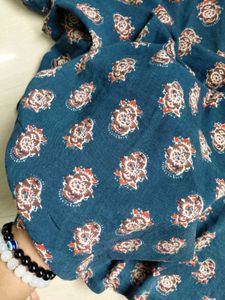 College wearing daily kurti for women