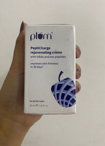 Plum PeptiCharge Rejuvenating Creme
