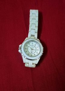 Millennium White Quartz Watch