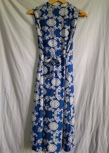 Blue Printed Sleeveless Kurta
