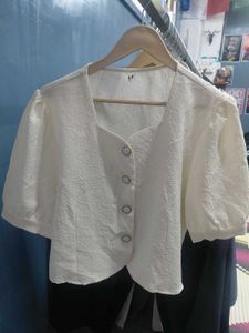 Chic Cream Textured Puff Sleeve Blouse