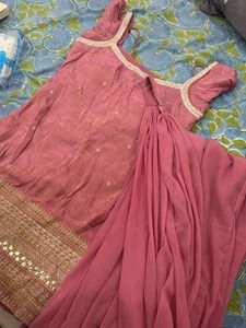Elegant Pink Kurta Set