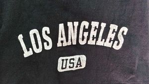 Comfy Black "Los Angeles" Shorts