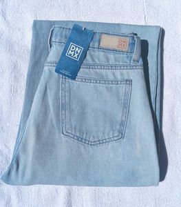 Wide Leg Light Blue Jean