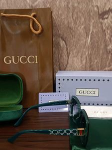 GUCCI Sunglasses - Authentic