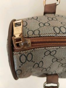 Stylish Designer Handbag of" Mei&amp;ge"