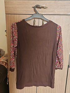 Floral Print 3/4 Sleeve Top