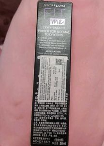 🌟Maybelline Fit Me Dewy + Smooth Primer💧
