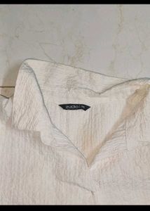Chic Textured White Button-Up Blouse