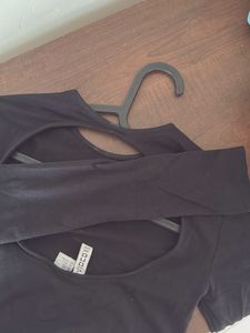 Long Sleeve Cut Out Back Top