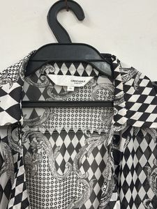 Chic Black &amp; White Patterned Tunic