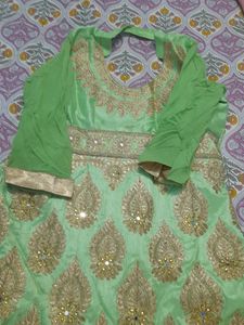 Heavy Dress For Festive Look