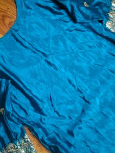 😍Stunning Teal Embroidered Kurta Set
