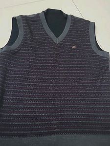 Reverseval Sweater of Duke in L SIZE