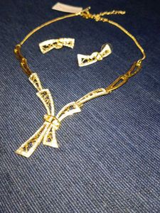 Elegant Necklace and Earring Set
