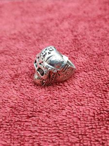 Skull Ring