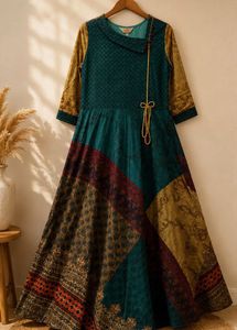 Elegant floor length printed Kurta