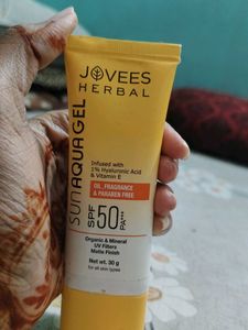 Jovees Herbal Sun Aqua Gel SPF 50