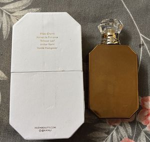 5 ml sample of Kayali Invite Only Amber EDP
