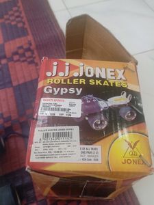 New Skates For Kids  Shoe Size 3 And 4