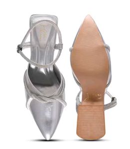 Silver Methallic Heels ✨️👠