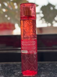 Bath &amp; Body Works Strawberry Flirt Mist