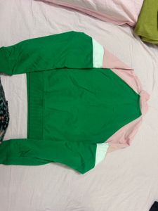 Dressberry Colorblock Zip-Up Sweatshirt