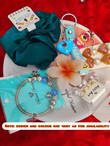 Gift hampers under 179