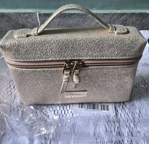 M.A.C. Festive vanity Bag come handbag