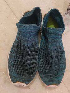 Comfortable Blue Sneakers giveaway