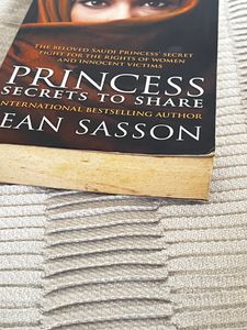 Princess Secrets To Share By Jean Sassoon (Paperback)