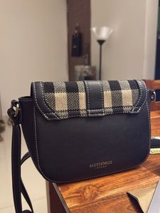 Stylish Plaid Crossbody Bag