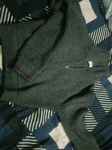 Stylish Half-Zip Cropped Winter Top for Women