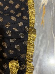 Elegant Black Paisley Print Skirt