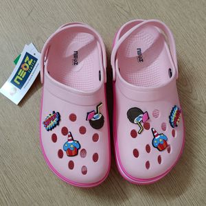 New Trendy &amp; Lightweight Clogs For Women Size-4