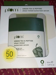 2 PLUM GREEN TEA &amp; PEPTIDE SHEER TINTED Sunscreen