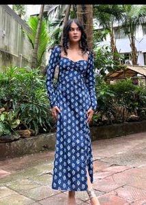 (FREE GIFT 🎁)Navy Blue Printed Maxi Dress