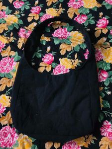 Classic Black Messenger Bag