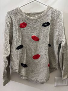 Lip Print Knit Sweater