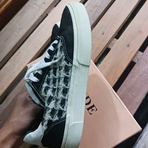h&amp;m Black &amp; White Sneakers