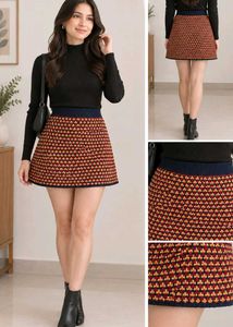 Chic Geometric Knit Mini Skirt