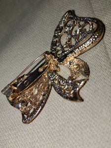 Hijabs broach.  Sparkling Bow Brooch with Pink and