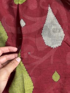 Maroon cotton Saree with Leaf Print(minor damage)