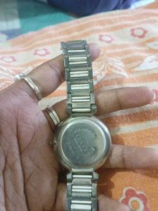 Elegant White and Gold Chronograph Watch