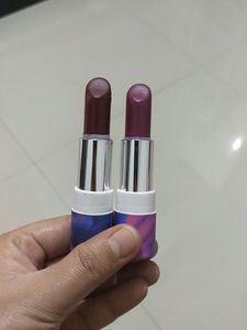 2 Pose HD Lipstick Combo Shade Name Merlot + Ripe Grape
