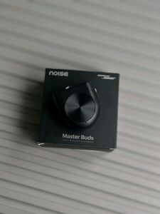 NOISE MASTER BUDS