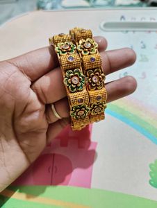 Floral Gold Bangles - Stunning Detail!