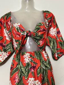 Tropical Print Cut-Out Maxi Dress with pockets