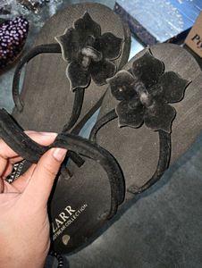 Zarr Floral Flip Flops